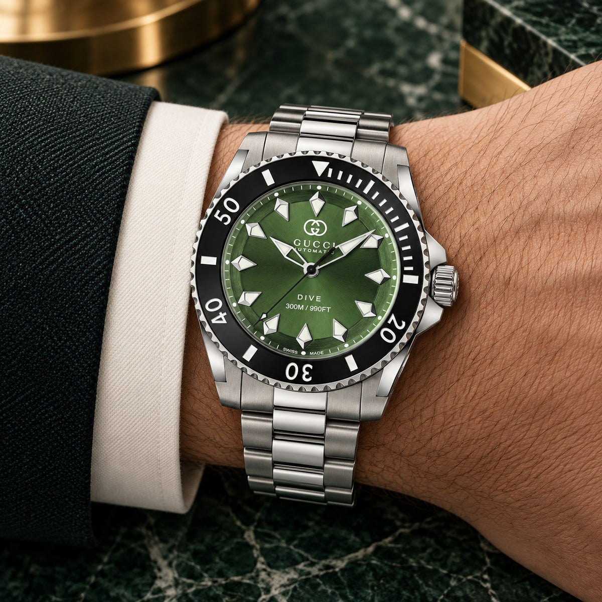 Gucci Dive 40 mm Green sunburst Watch – YA136363