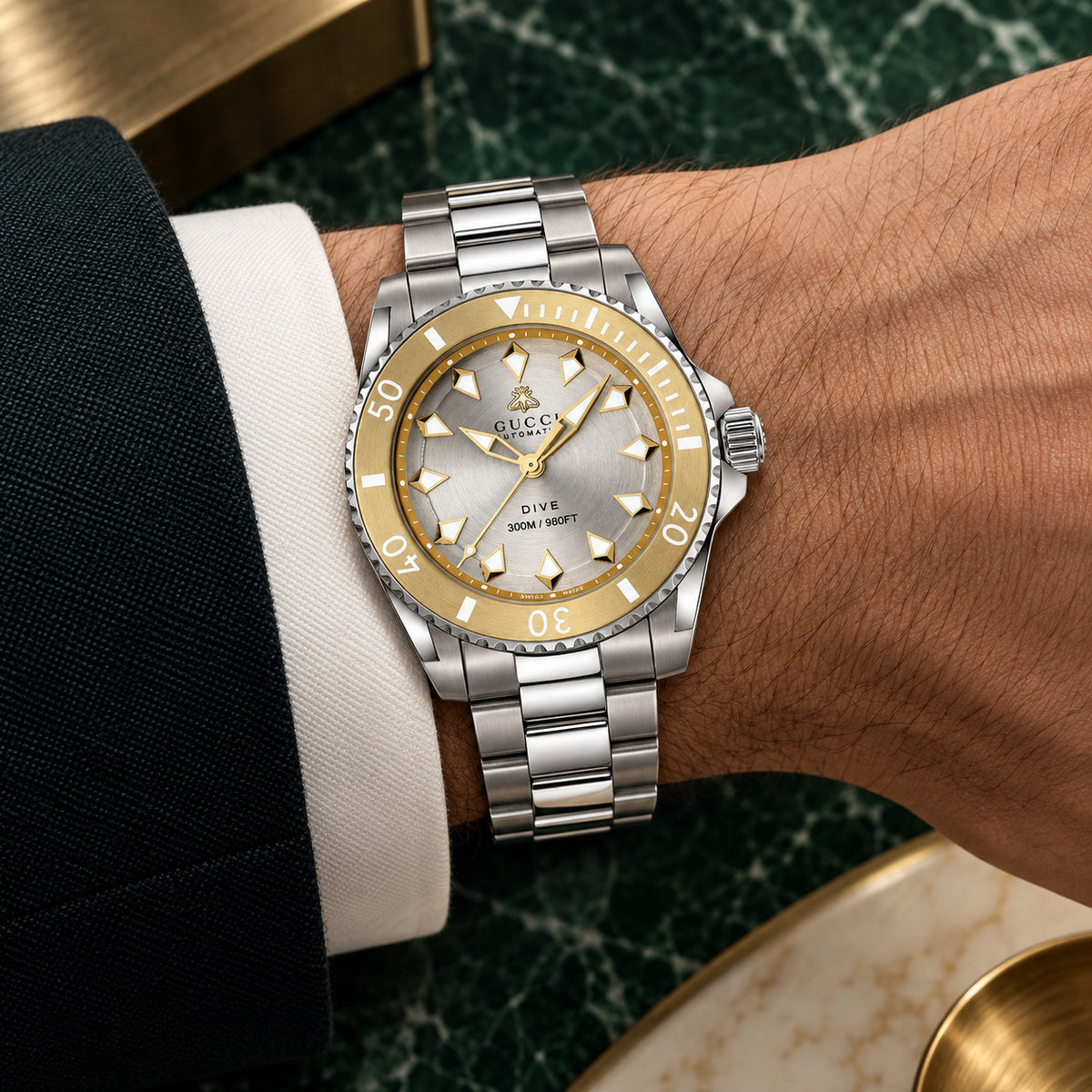 Gucci Dive 40 mm Silver sunburst with gold-tone accents Watch – YA136357