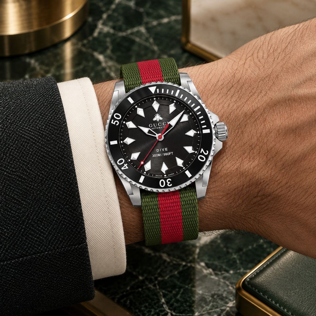 Gucci Dive 40 mm Black Watch – YA136349
