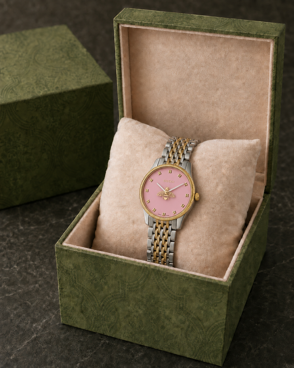 Gucci G-Timeless 29 mm Pink Bee Seconds-Hand Watch YA1265030 presented with packaging