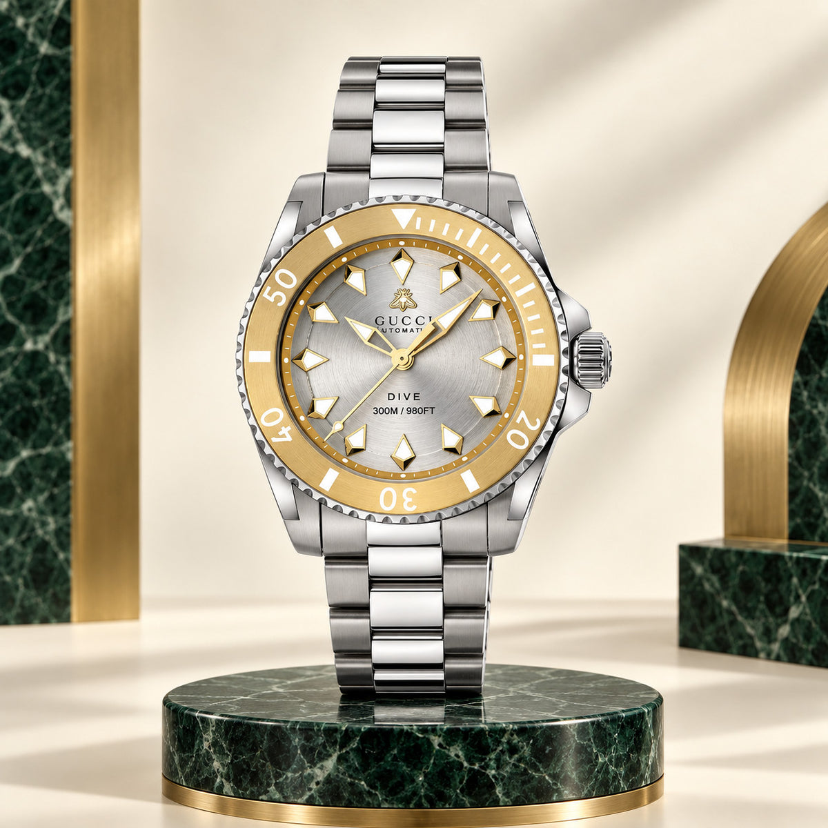 Gucci Dive 40 mm Silver sunburst with gold-tone accents Watch – YA136357