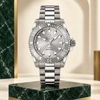 Gucci Dive 40 mm Silver sunburst Watch – YA136354
