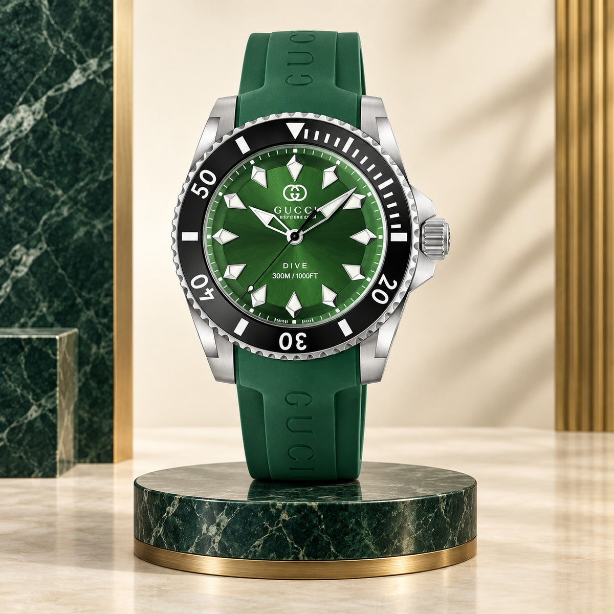 Gucci Dive 40 mm groen zonnestraalhorloge – YA136360