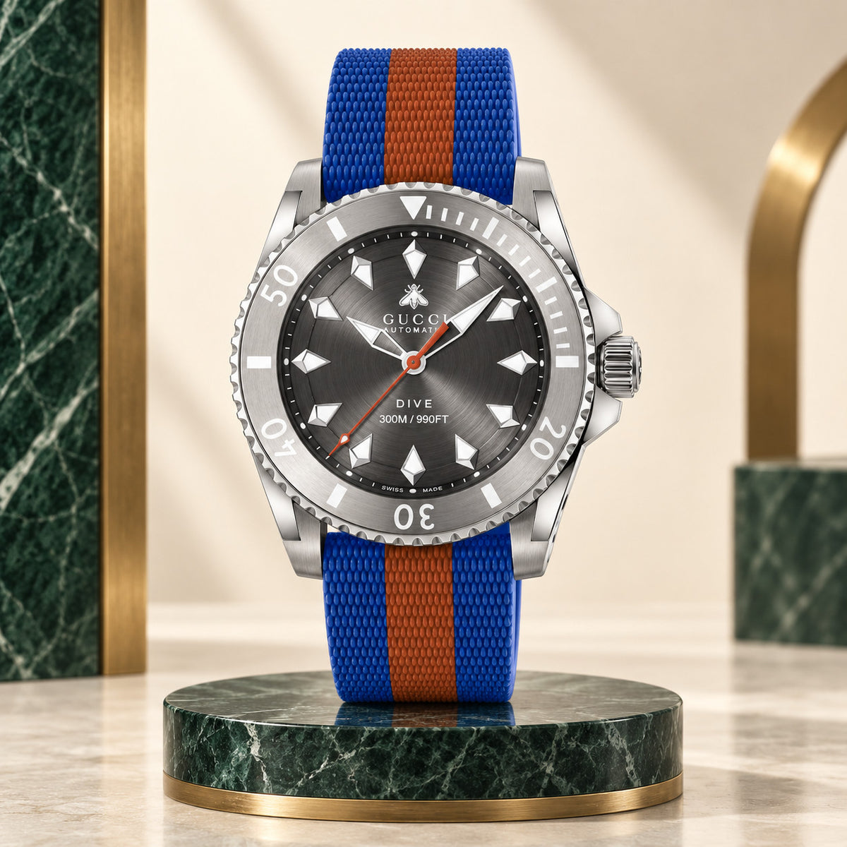 Gucci Dive 40 mm Dark grey Watch – YA136352