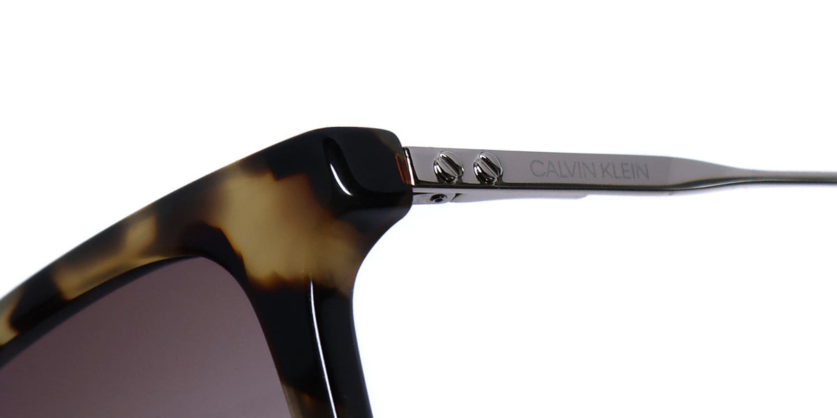 Lunettes de soleil Calvin Klein CK19702S