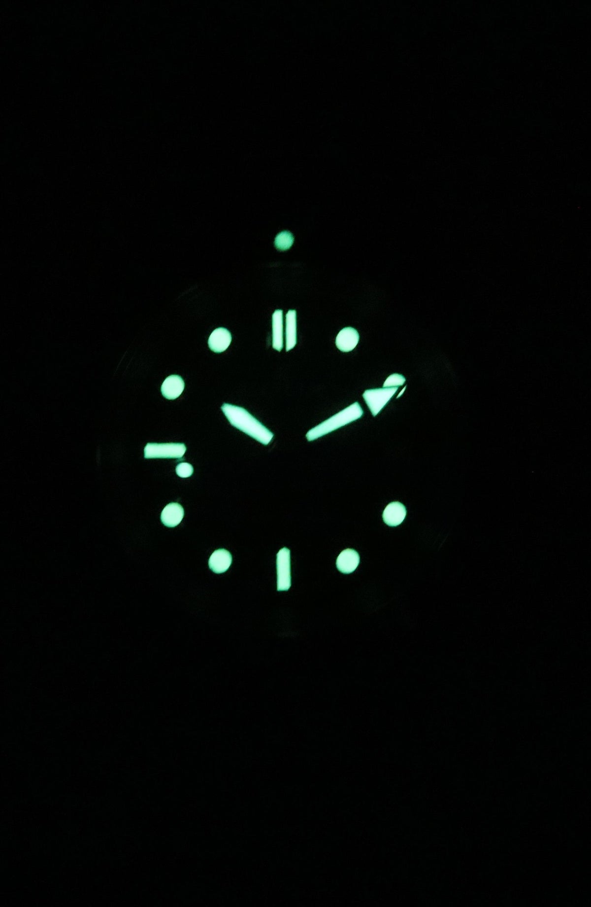 Edox Neptunian Grande Reserve Datum Groene Wijzerplaat Automatisch Duiker 80801 3VM VDN 300M Herenhorloge