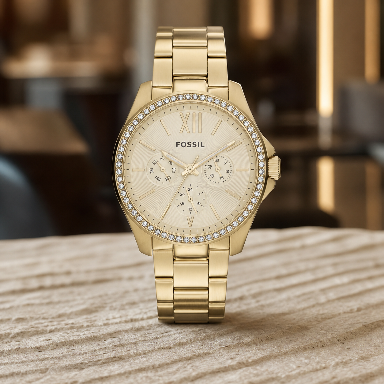 Fossil AM4482 women's watch - macro view