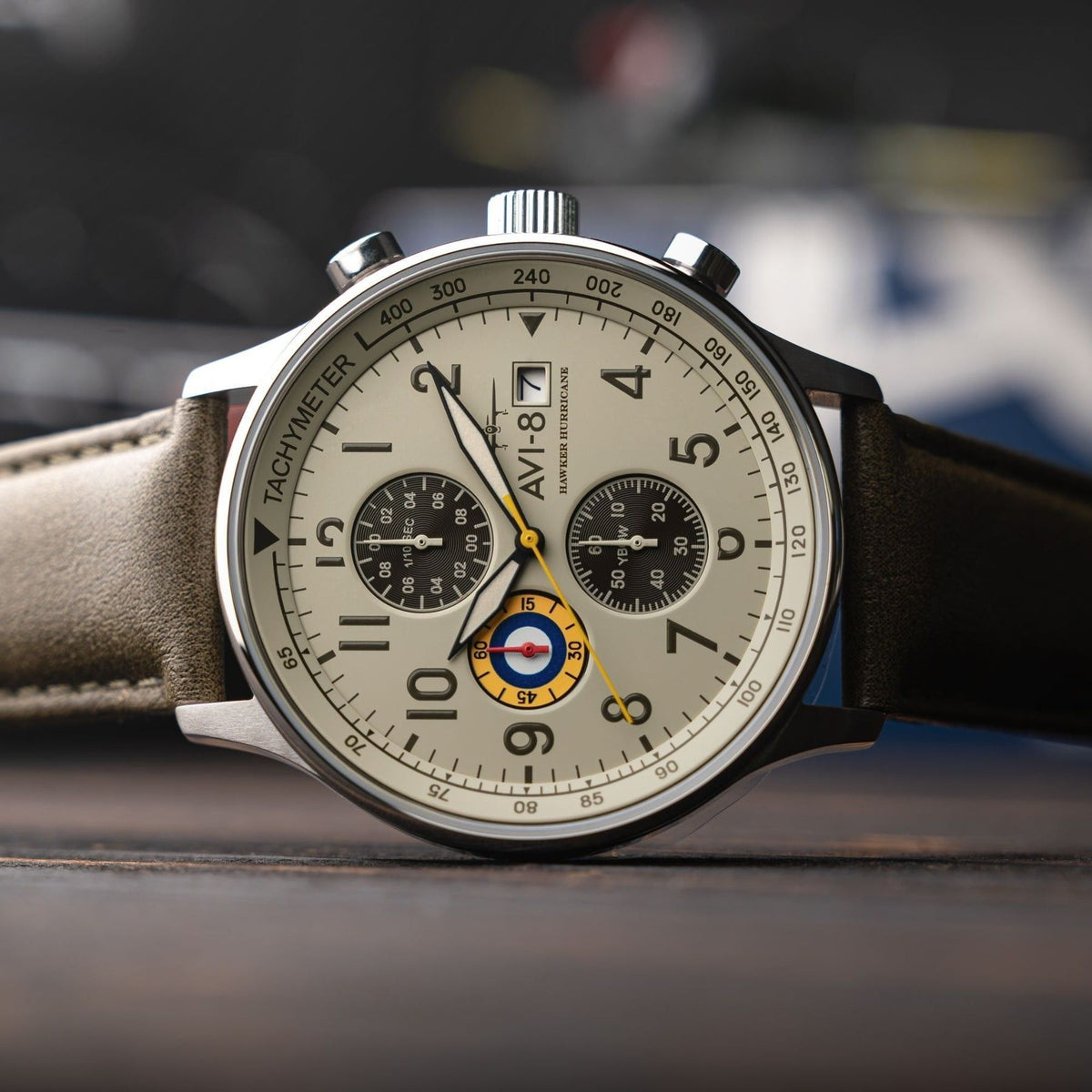 AVI-8 Hawker Hurricane Classic chronograaf kaki wijzerplaat quartz AV-4011-1B herenhorloge met extra band