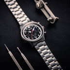 AVI-8 Hawker Hurricane Carey Dual Time Rangoon Schwarz Zifferblatt Quarz AV-4088-11 Herrenuhr