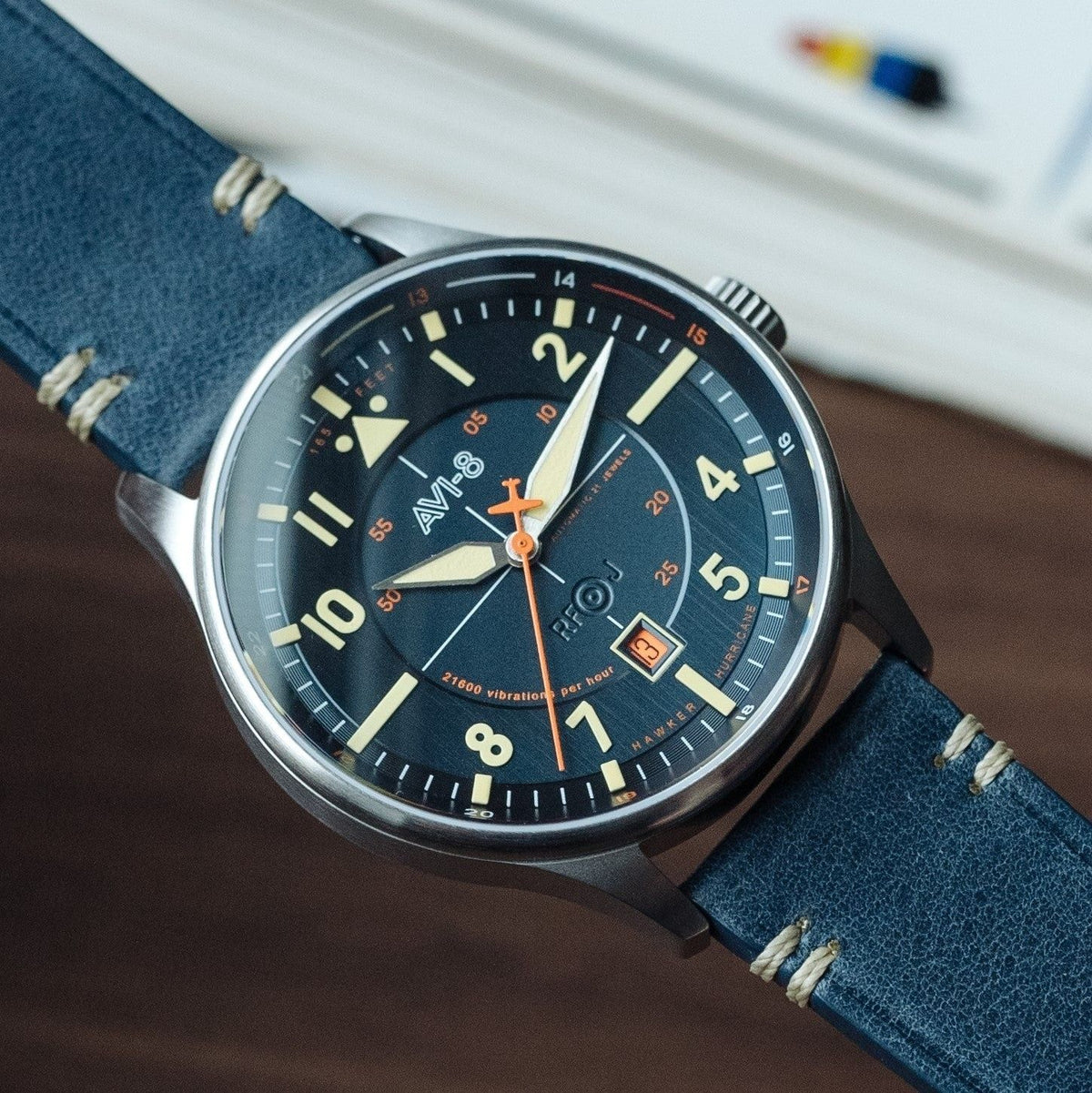AVI-8 Hawker Hurricane Kent automatisch Sussex lederen band blauwe wijzerplaat automatisch AV-4094-02 herenhorloge