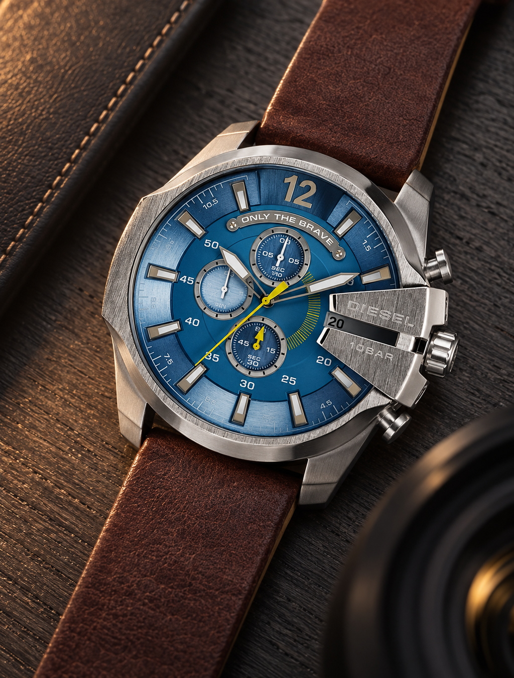 Diesel DZ4281 men's watch — 06_wood_leather.png