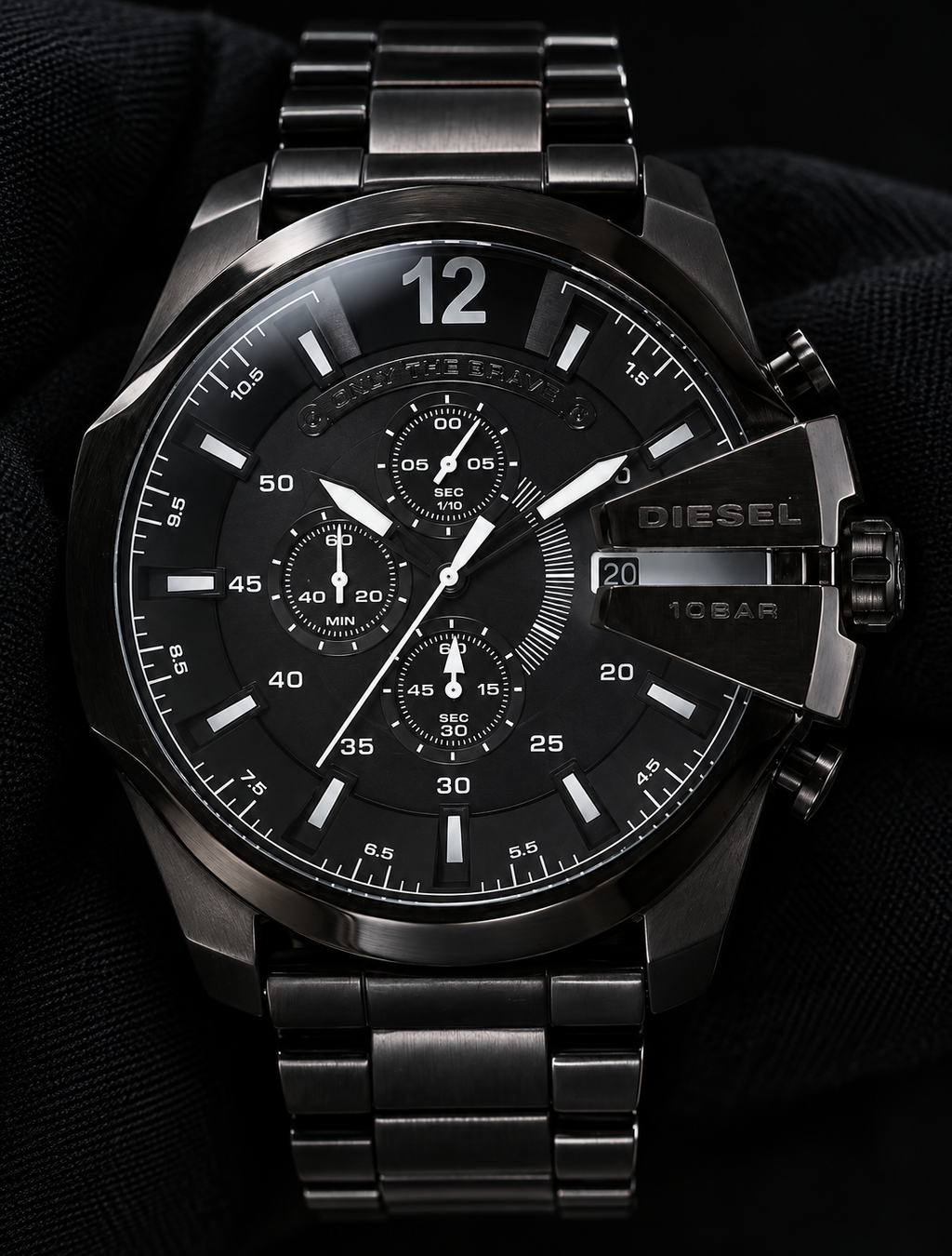 Diesel DZ4283 men's watch — 08_front_macro.png
