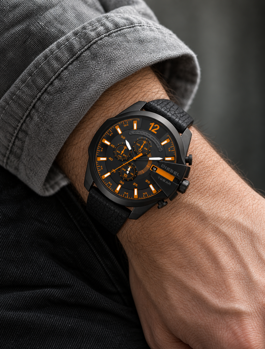 Diesel DZ4291 men's watch — 02_on_wrist.png