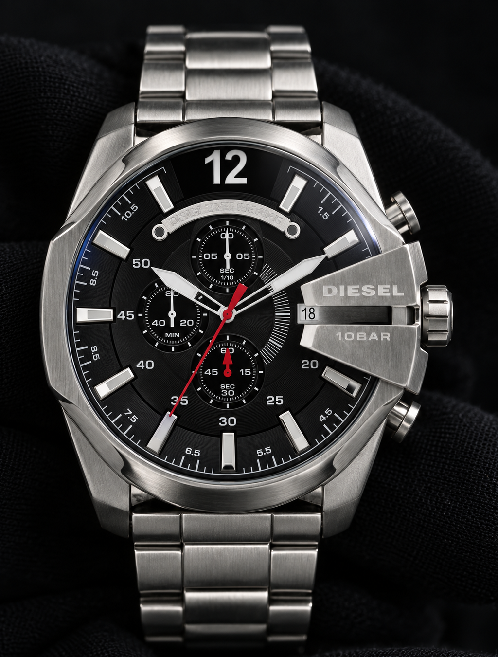 Diesel DZ4308 men's watch — 08_front_macro.png