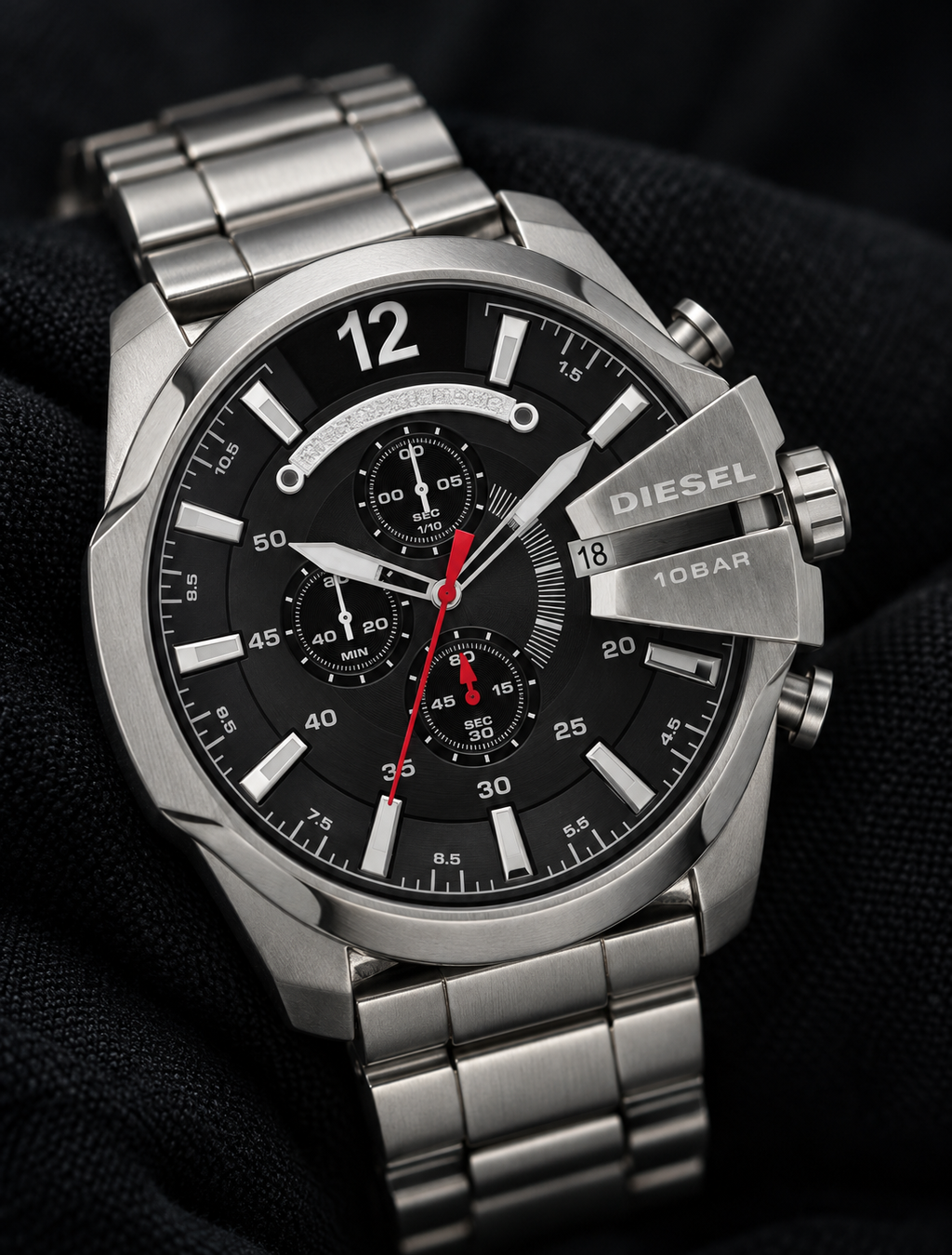 Diesel DZ4308 men's watch — 09_angled_macro.png