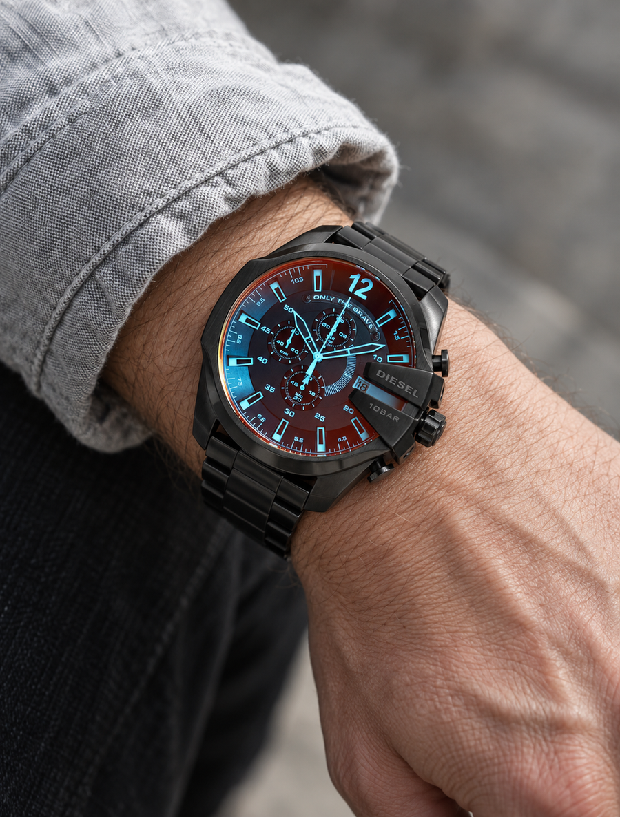 Diesel DZ4318 men's watch — 02_on_wrist.png
