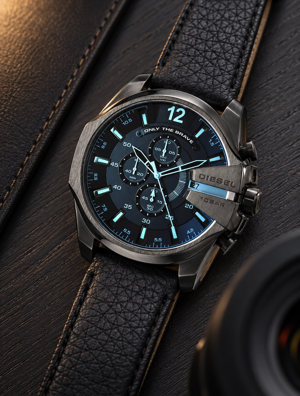 Diesel DZ4323 men's watch — 06_wood_leather.png