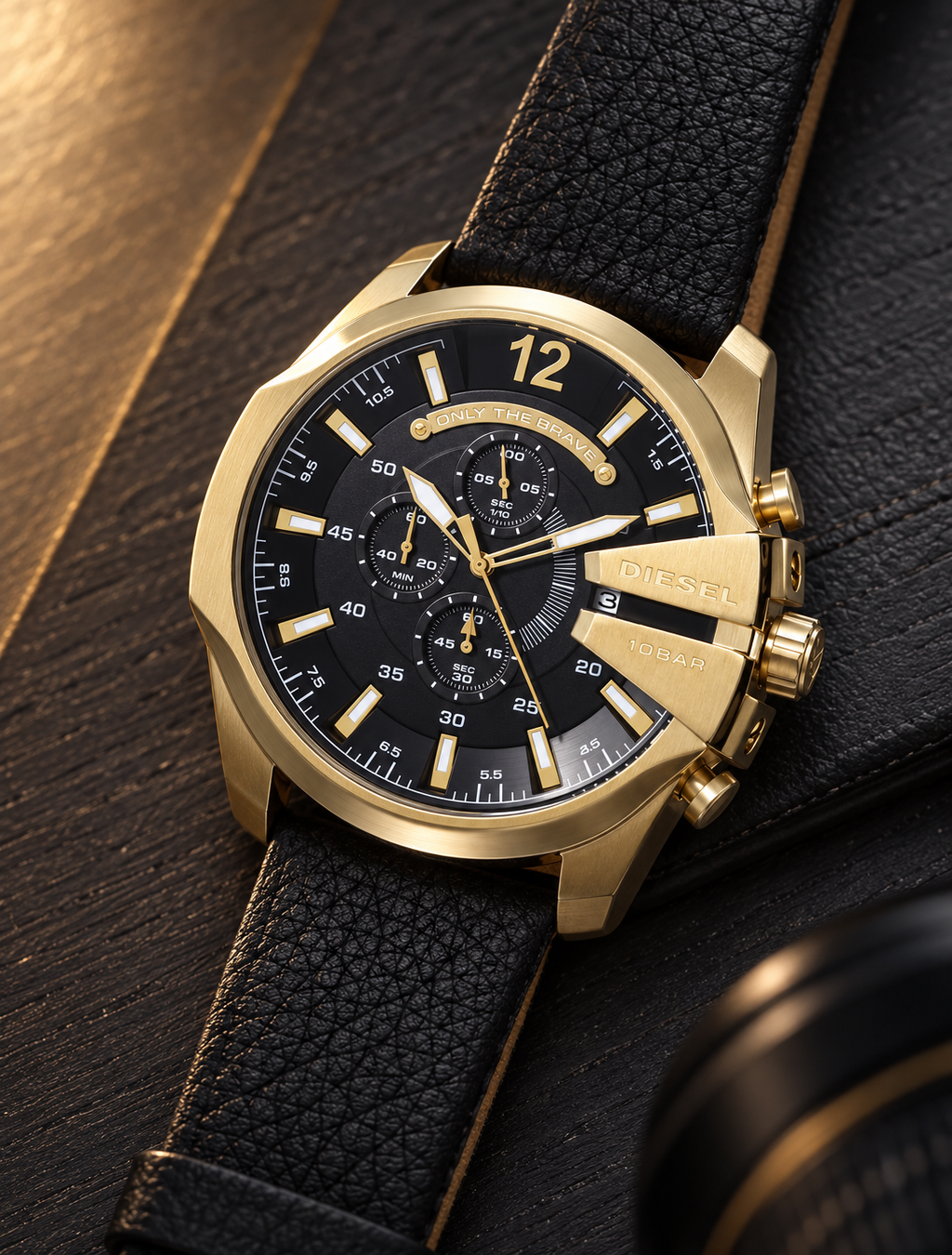 Diesel DZ4344 men's watch — 06_wood_leather.png