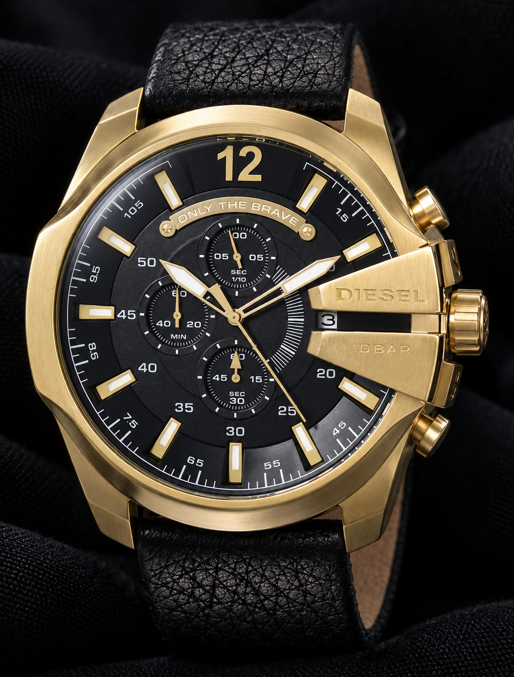 Diesel DZ4344 men's watch — 08_front_macro.png