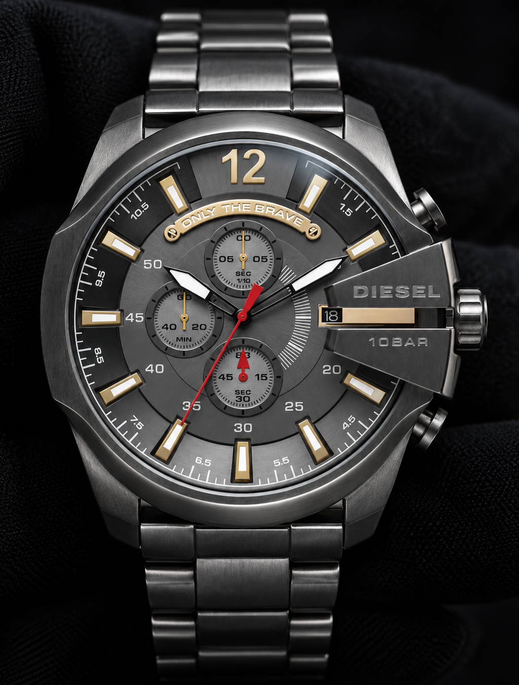 Diesel DZ4421 men's watch — 08_front_macro.png