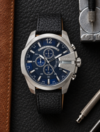 Diesel DZ4423 men's watch — 03_leather_tools.png