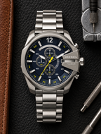 Diesel DZ4465 men's watch — 03_leather_tools.png