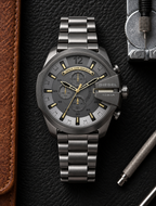 Diesel DZ4466 men's watch — 03_leather_tools.png