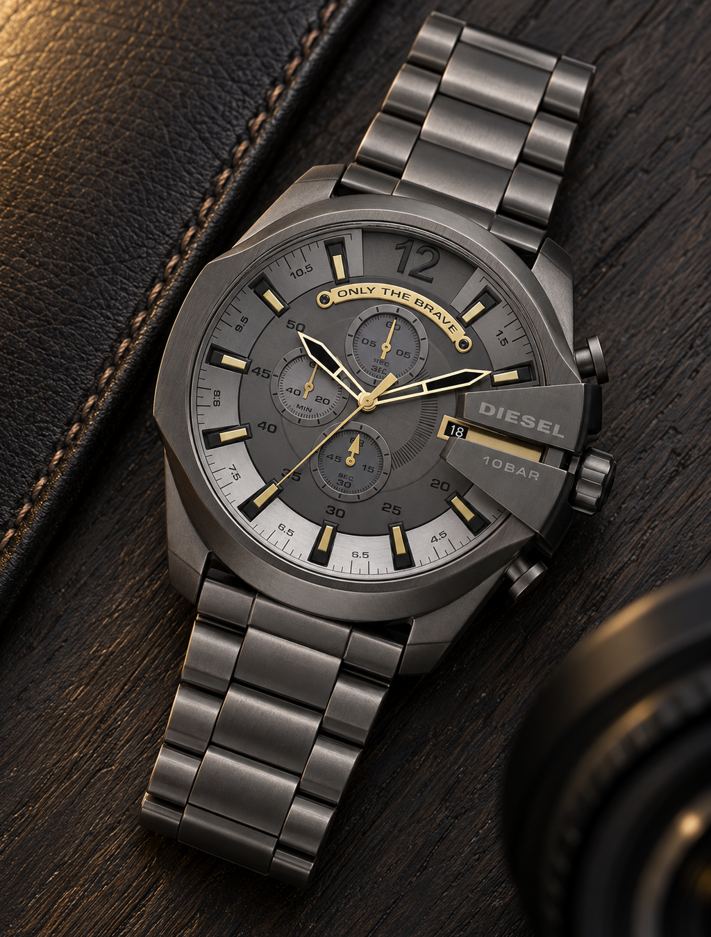 Diesel DZ4466 men's watch — 06_wood_leather.png