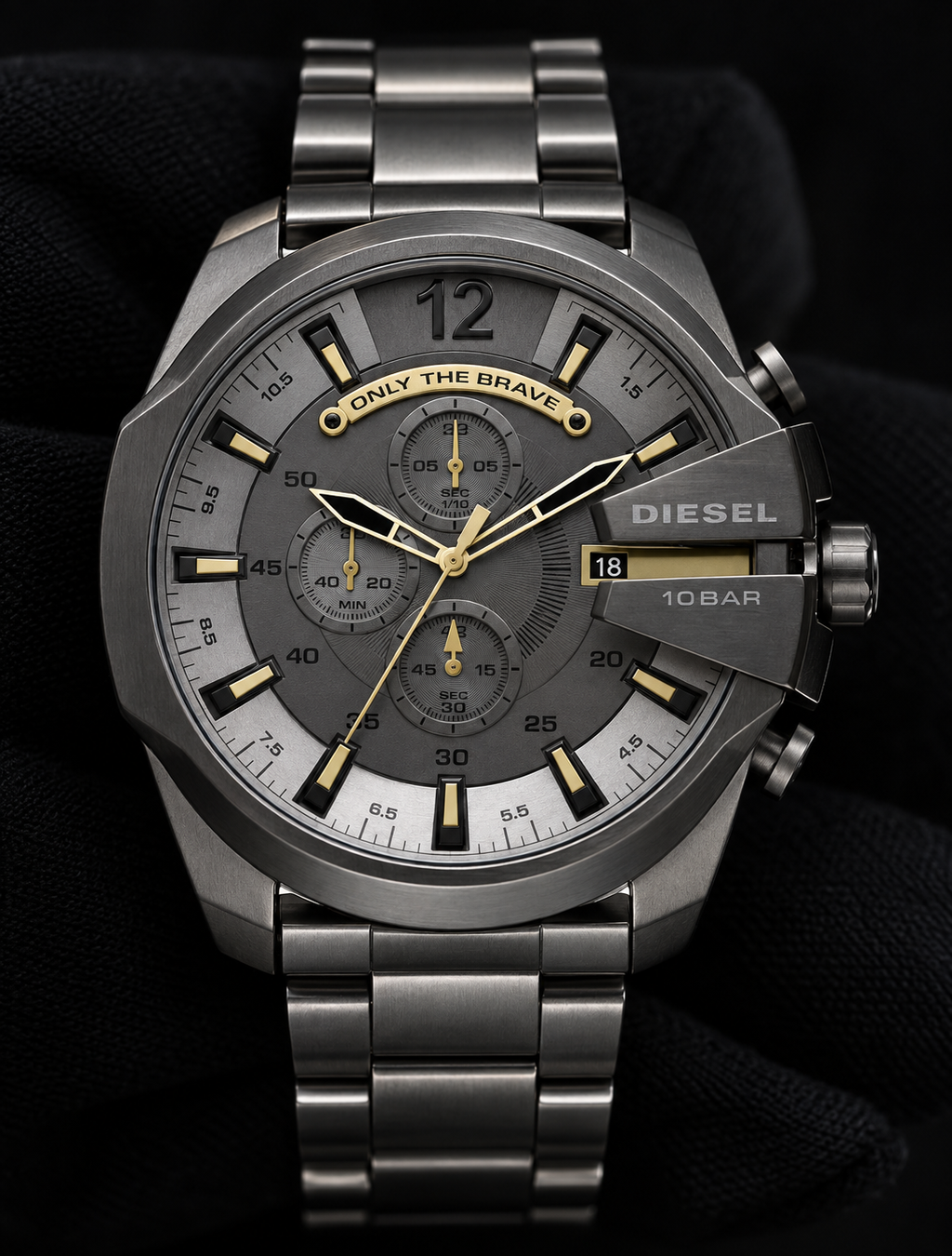 Diesel DZ4466 men's watch — 08_front_macro.png