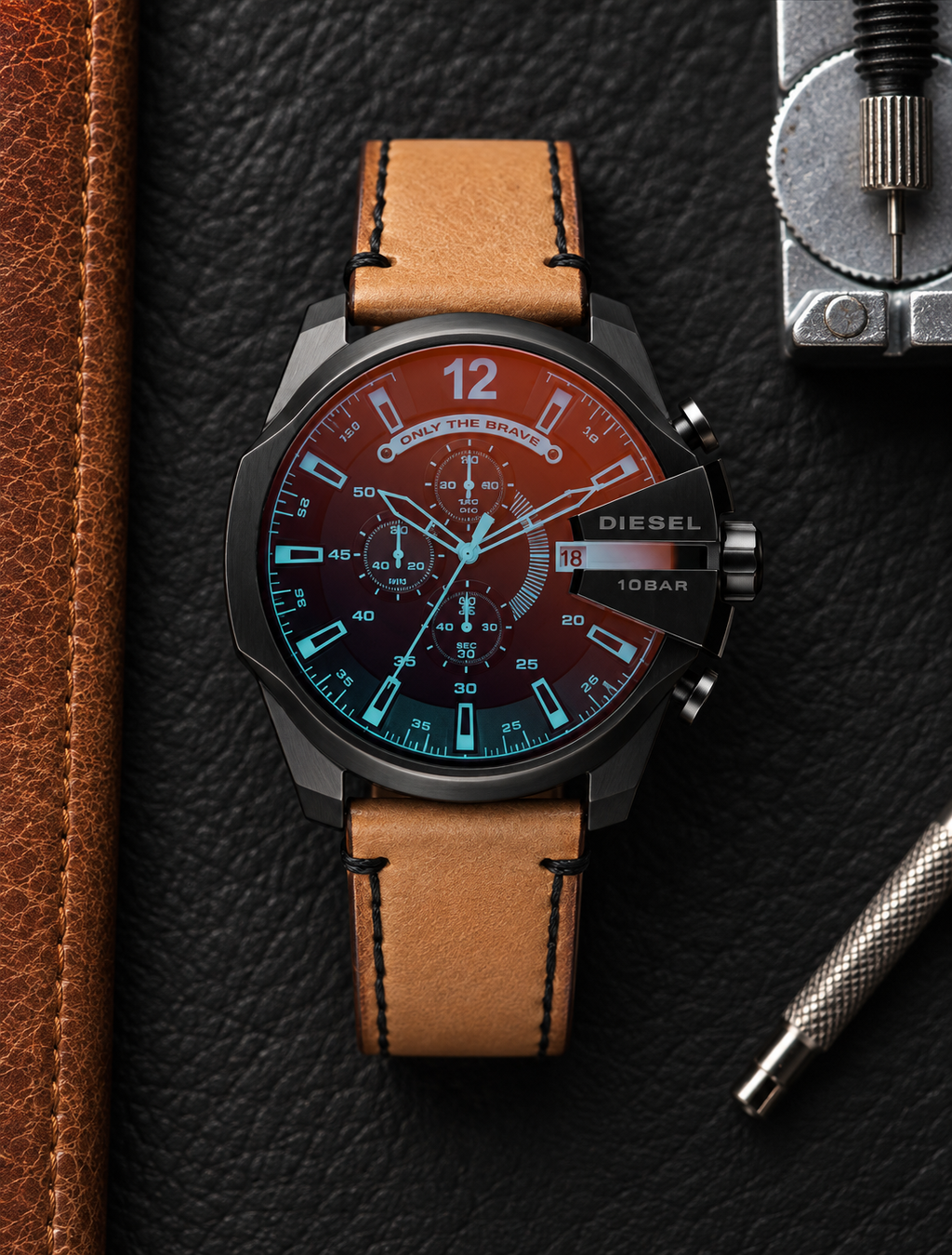 Diesel DZ4476 men's watch — 03_leather_tools.png