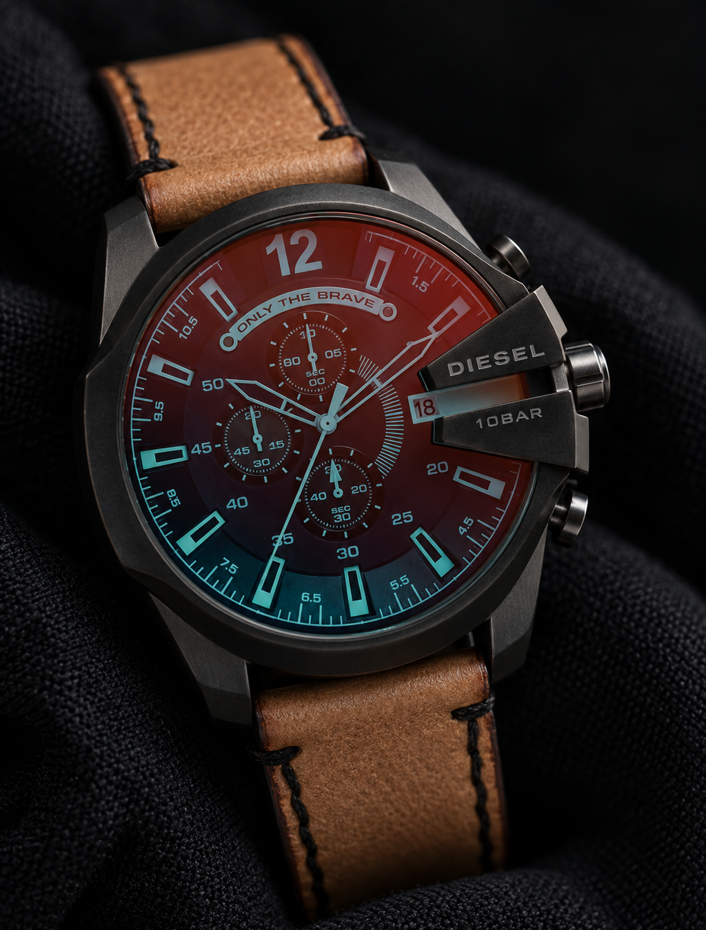 Diesel DZ4476 men's watch — 09_angled_macro.png