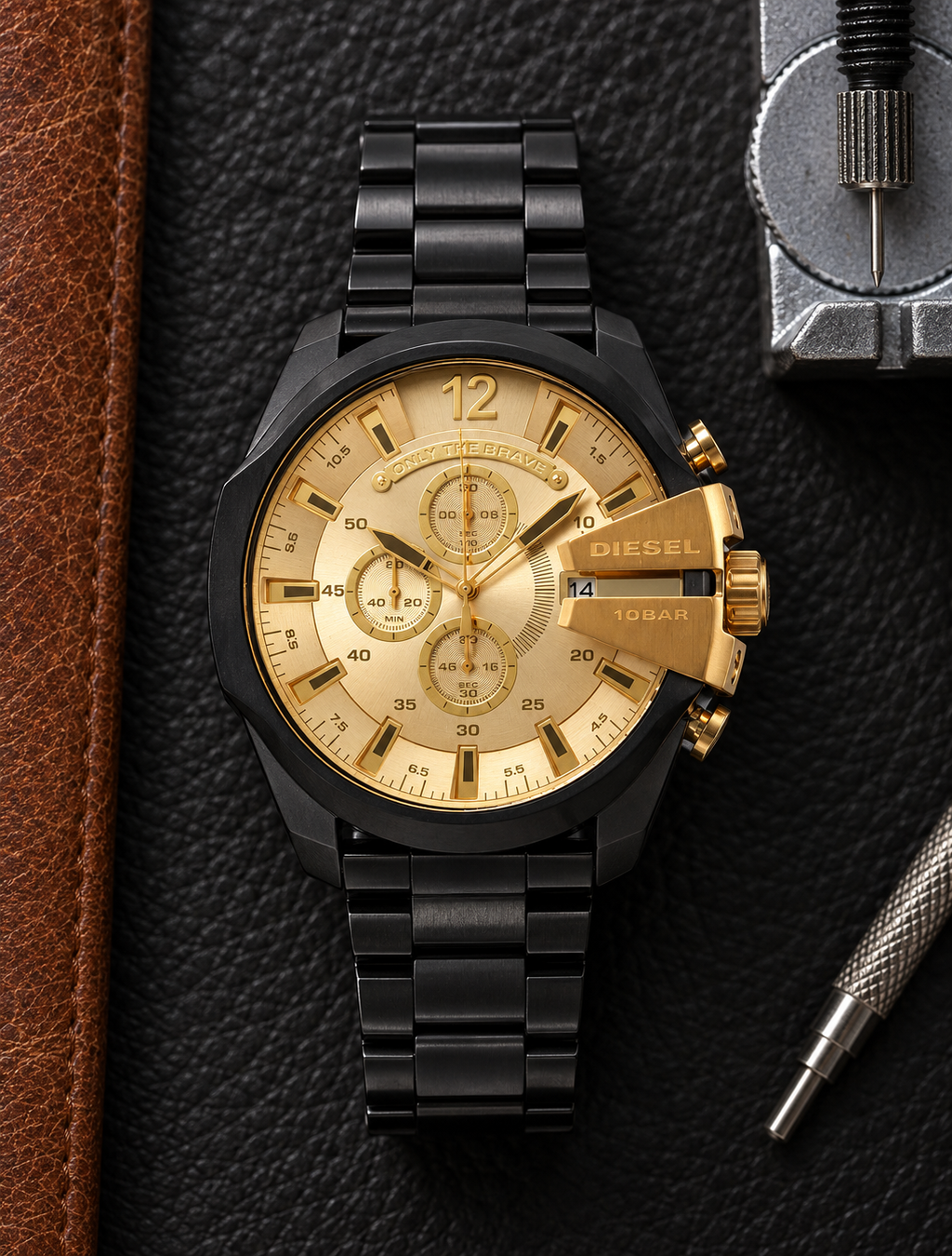 Diesel DZ4485 men's watch — 03_leather_tools.png