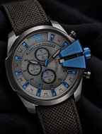 Diesel DZ4500 men's watch — 09_angled_macro.png