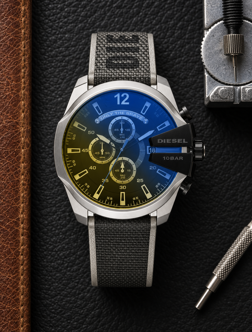 Diesel DZ4523 men's watch — 03_leather_tools.png