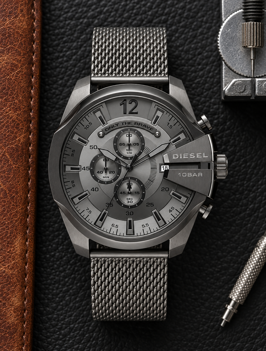 Diesel DZ4527 men's watch — 03_leather_tools.png