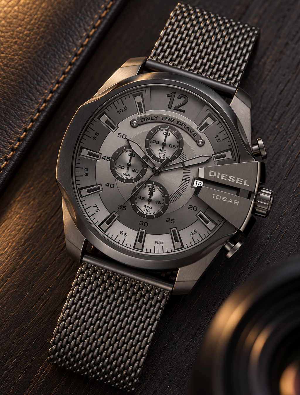 Diesel DZ4527 men's watch — 06_wood_leather.png