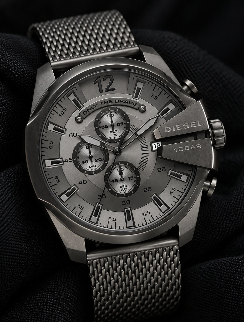 Diesel DZ4527 men's watch — 09_angled_macro.png