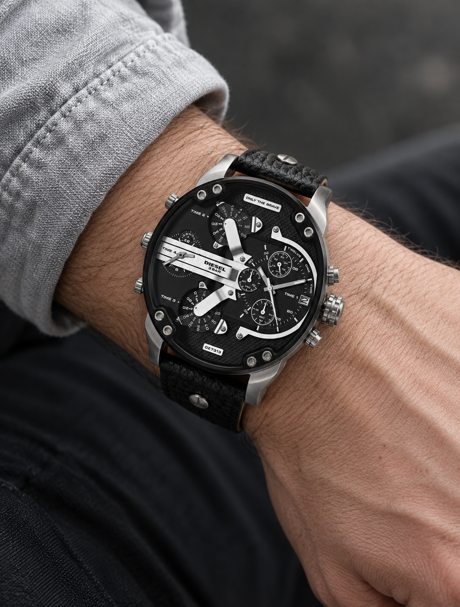 Diesel DZ7313 men's watch — 02_on_wrist.png