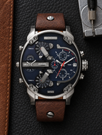 Diesel DZ7314 men's watch — 03_leather_tools.png