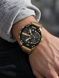 Diesel DZ7333 men's watch — 02_on_wrist.png