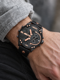 Diesel DZ7350 men's watch — 02_on_wrist.png
