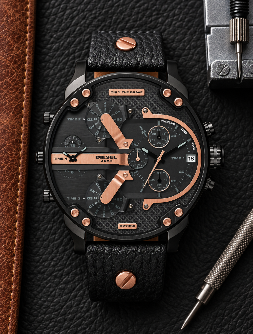 Diesel DZ7350 men's watch — 03_leather_tools.png
