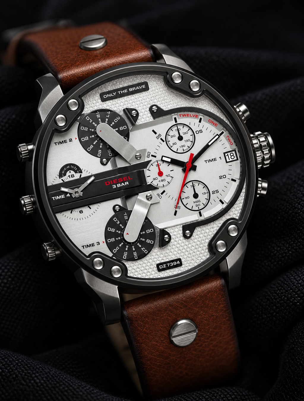 Diesel DZ7394 men's watch — 09_angled_macro.png