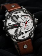 Diesel DZ7394 men's watch — 09_angled_macro.png