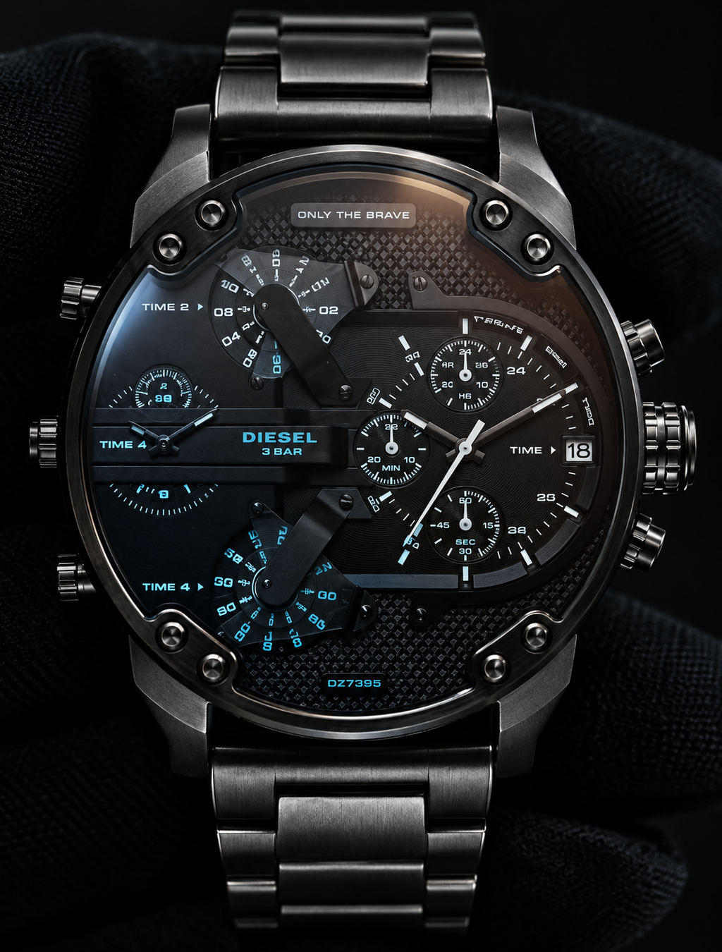 Diesel DZ7395 men's watch — 08_front_macro.png