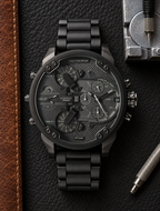 Diesel DZ7396 men's watch — 03_leather_tools.png