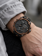 Diesel DZ7400 men's watch — 02_on_wrist.png