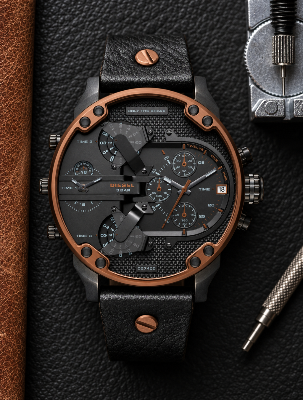 Diesel DZ7400 men's watch — 03_leather_tools.png