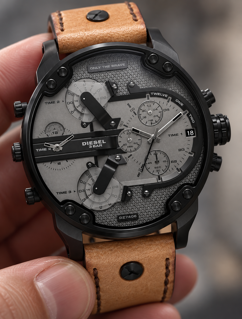 Diesel DZ7406 men's watch — 04_handheld_macro.png