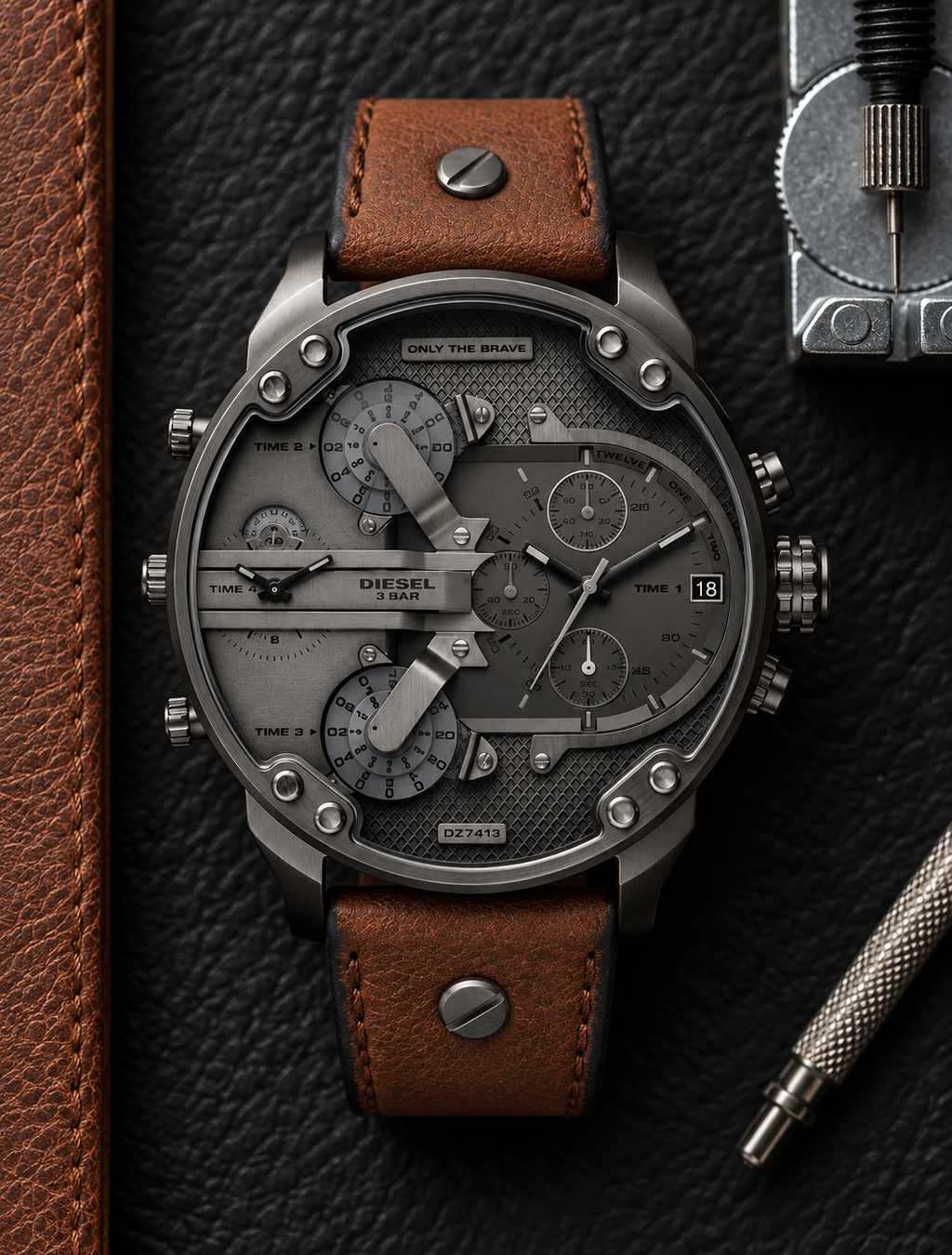Diesel DZ7413 men's watch — 03_leather_tools.png